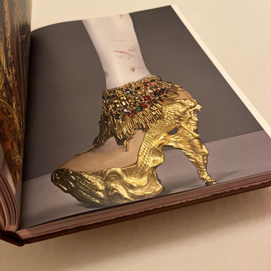 ALEXANDER McQUEEN SAVAGE BEAUTY /洋書