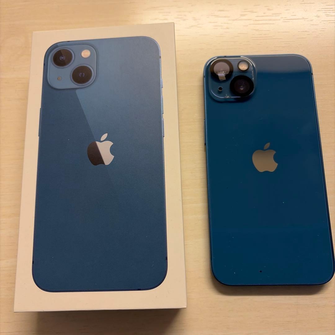 Apple iPhone 13 ブルー