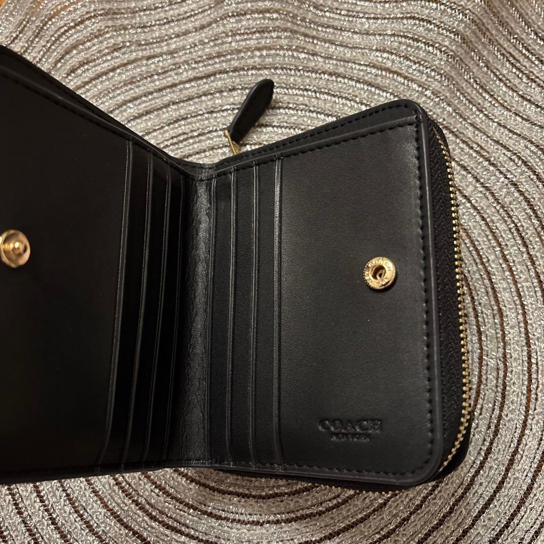 2/13(金)限定お値下げ♥︎ COACH　 二つ折り財布　ビルフォールド