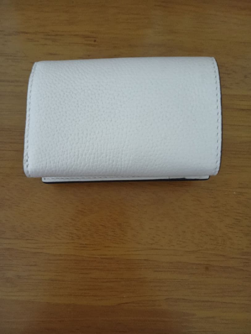 新品未使用品　COACH　 三つ折り財布