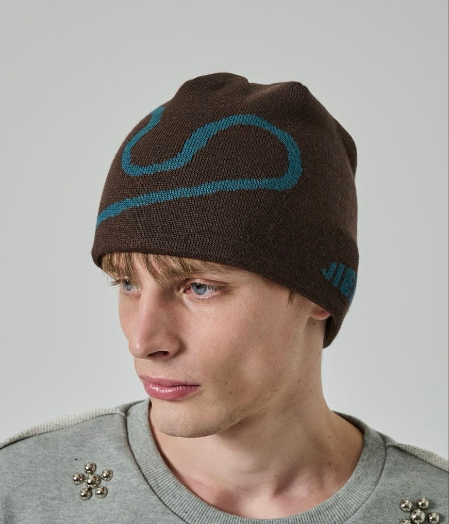 【JieDa】J LOGO KNIT CAP brown