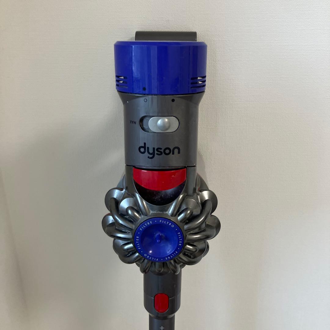 ダイソン　V8fluffy dyson 台付き　掃除機