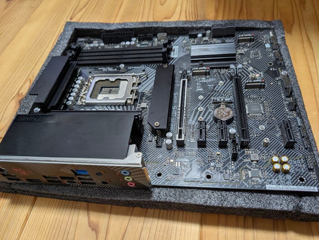 【最終値下げ】ASRock Z790 PG LIGHTNING