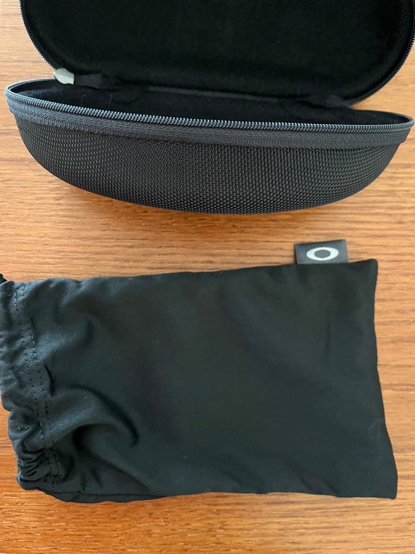 Oakley サングラス ケース付き