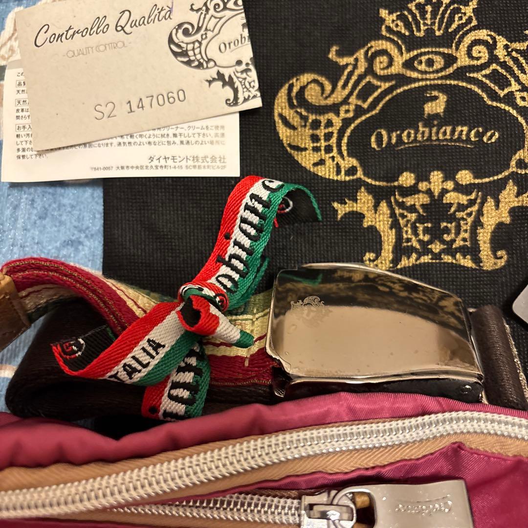 Orobianco ワインレッド ボディバッグ