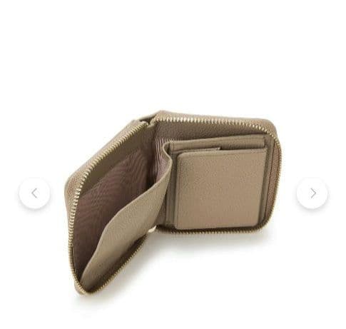新品　タグ・保存袋付き　シュリンクレザー 二つ折り 財布　定価13,200円