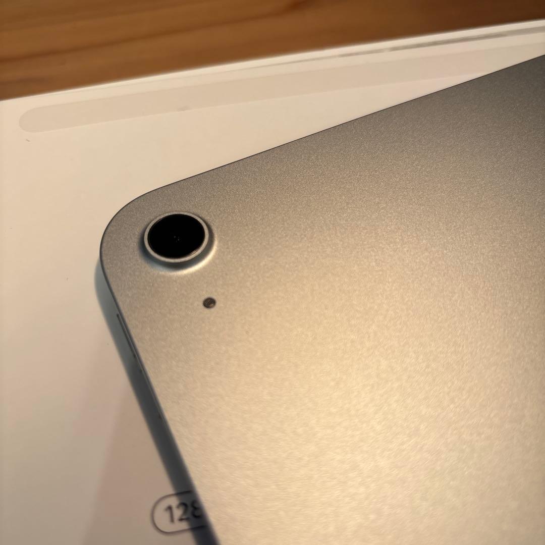 iPad A16 Wi-Fiシルバー 本体 128G