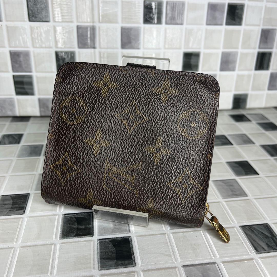 LOUIS VUITTON ルイヴィトン　モノグラム　二つ折り財布