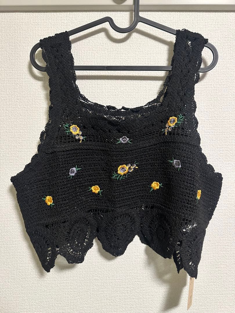 【新品未使用タグ付き】Niko and… フラワー刺繍クロシェキャミソール