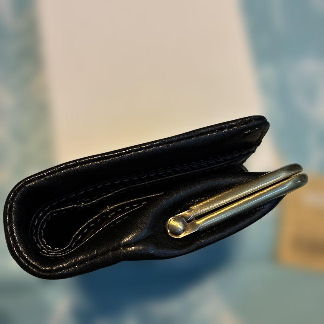 新品　Dakota ダコタ　二つ折り財布 クラプトン　黒　がま口