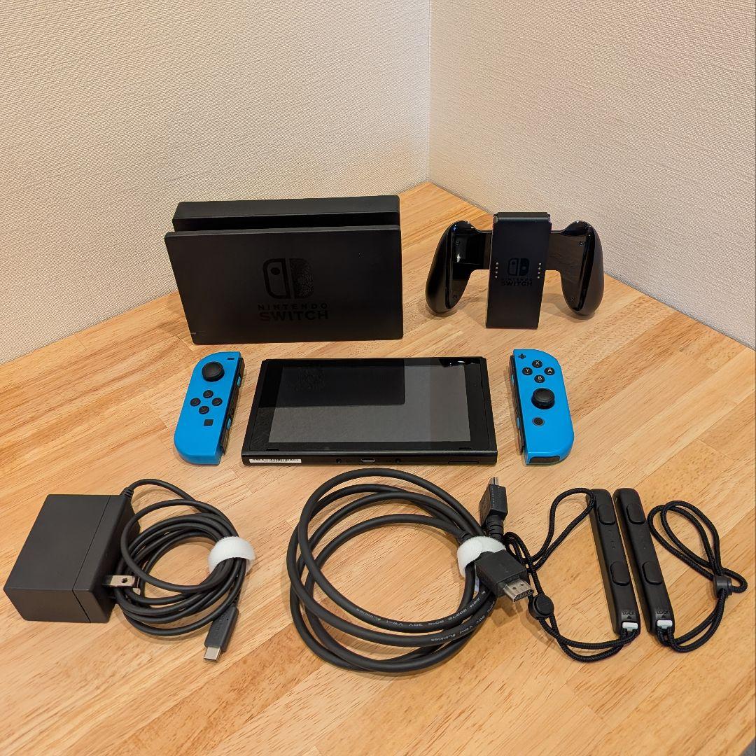 Nintendo Switch 本体 青 Joy-Con付き
