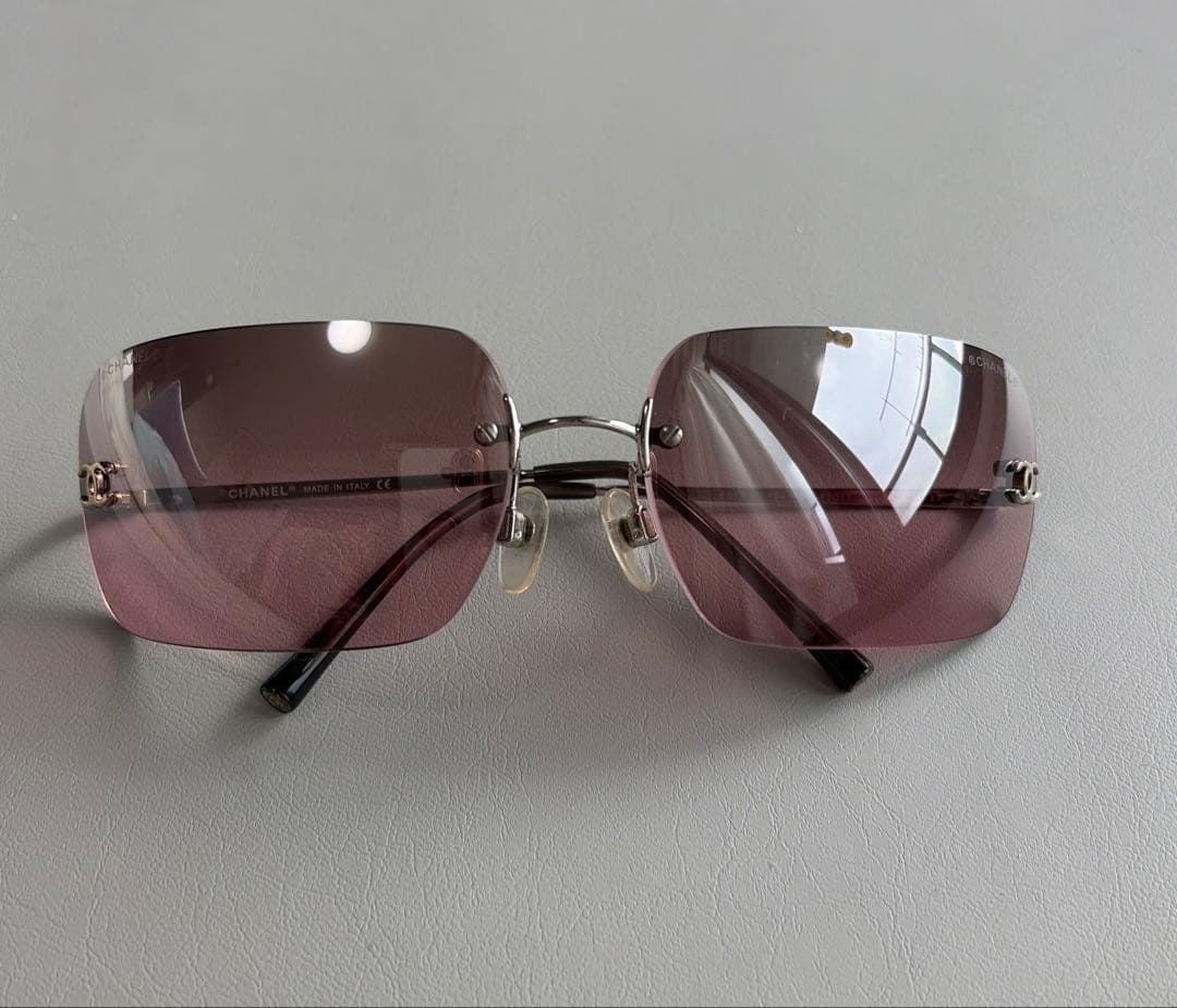 シャネルCHANEL リムレス　サングラス