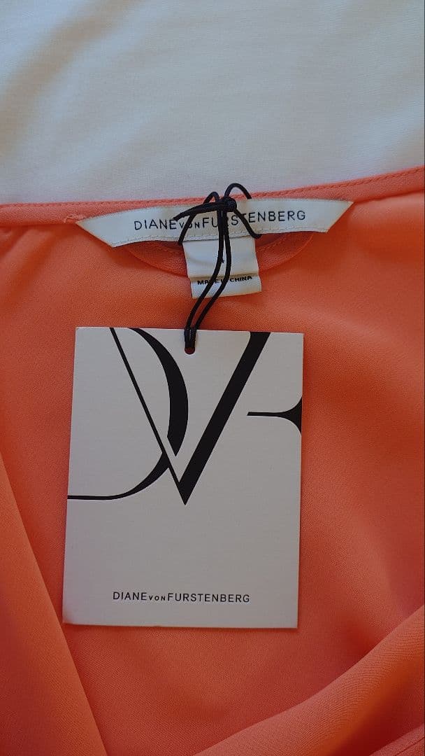☆新品タグ付き DVF シルク製 コーラルピンク ワンピース