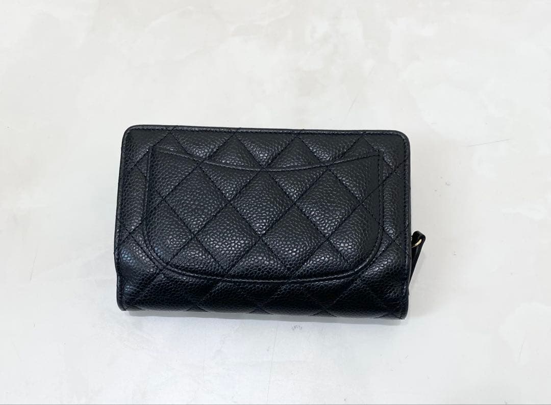 CHANEL マトラッセブラック 二つ折り財布