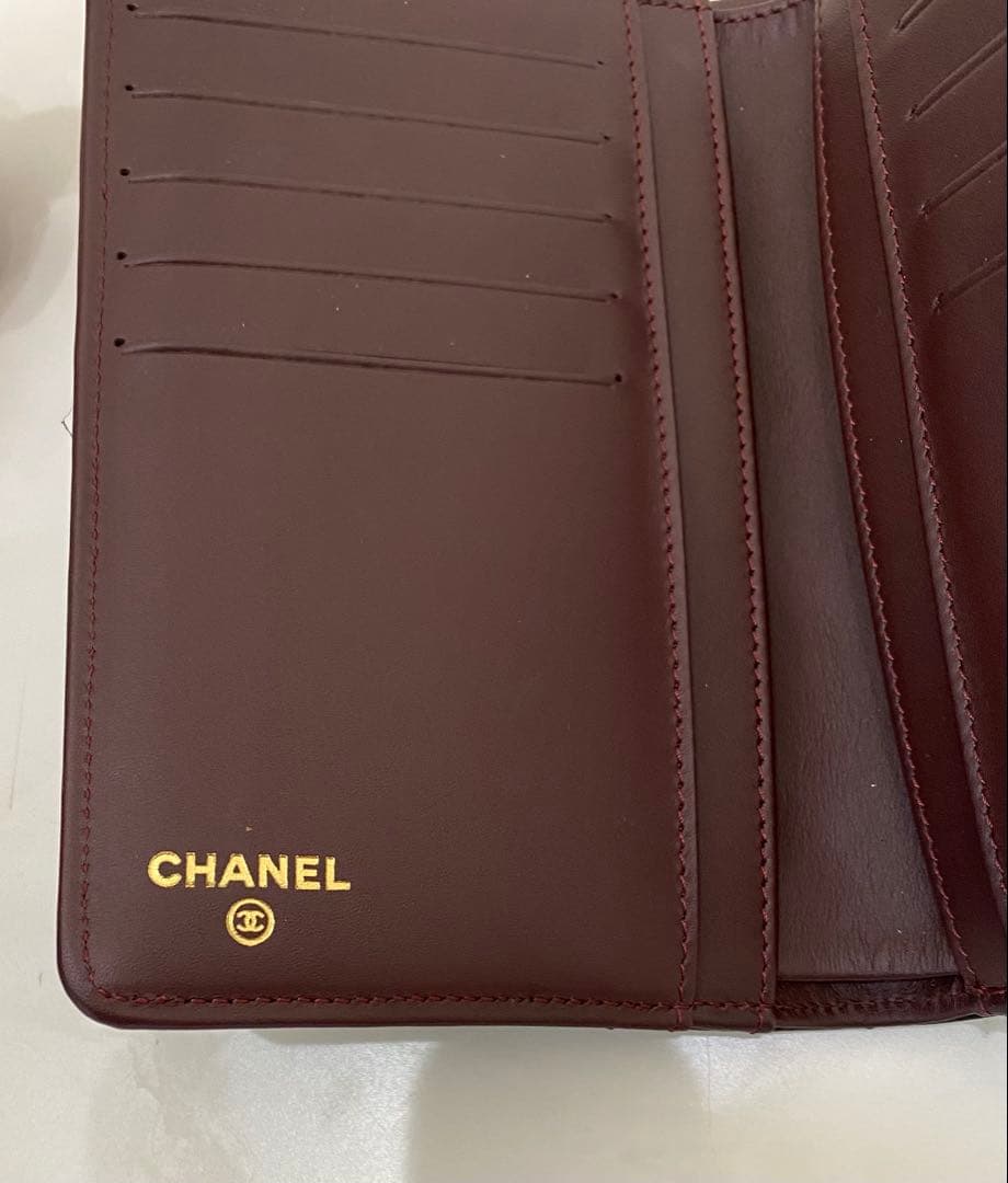 CHANEL マトラッセブラック 二つ折り財布