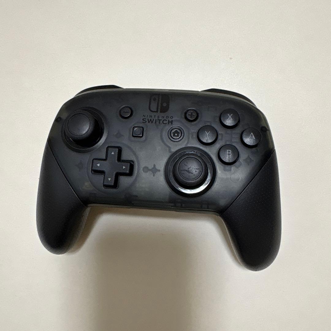 【プロコン付き！】箱無し　中古品　Nintendo Switch本体　周辺機器
