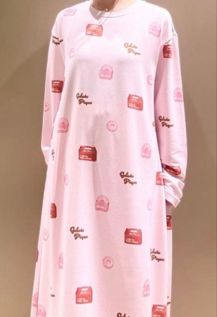 【新品】ジェラートピケ　ドーナツ柄ワンピース　ピンク