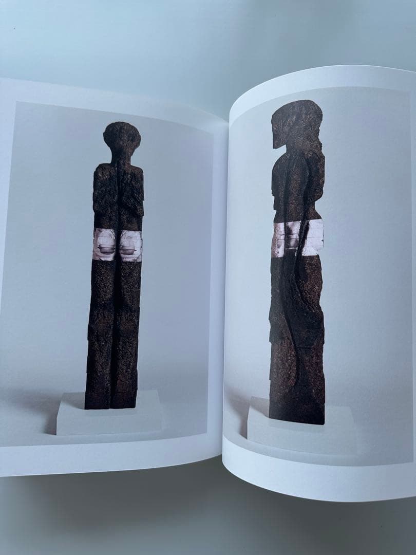 Huma Bhabha and ウルス フィッシャー　2冊セット