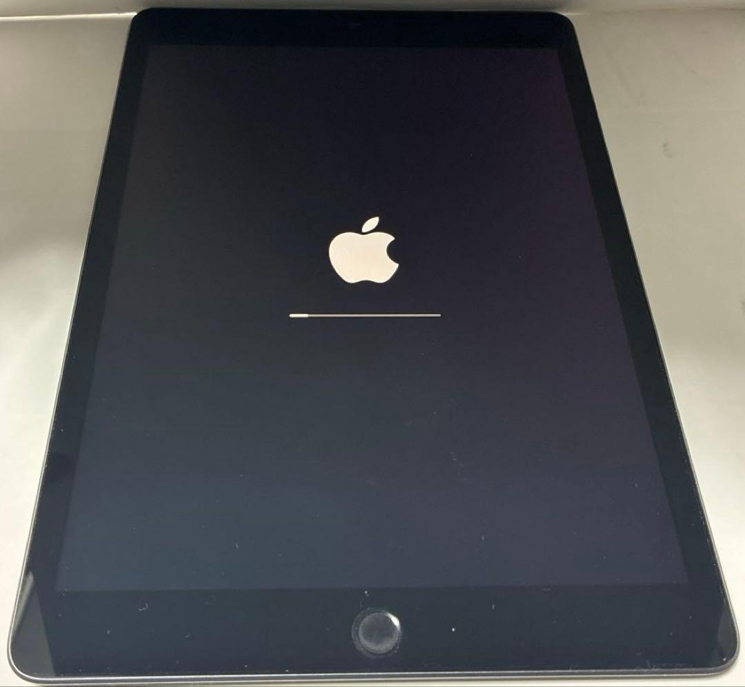 Apple iPad (第8世代) 32GB