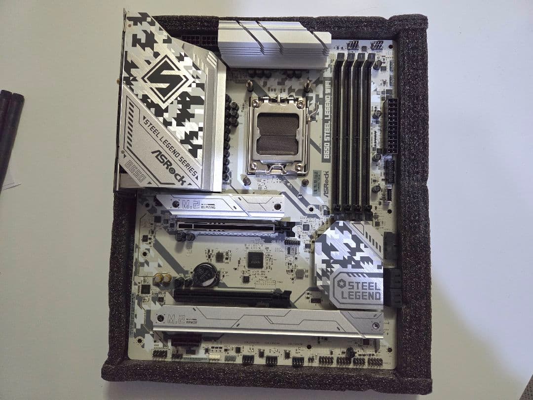 マザーボード ASRock B650 Steel Legend WiFi