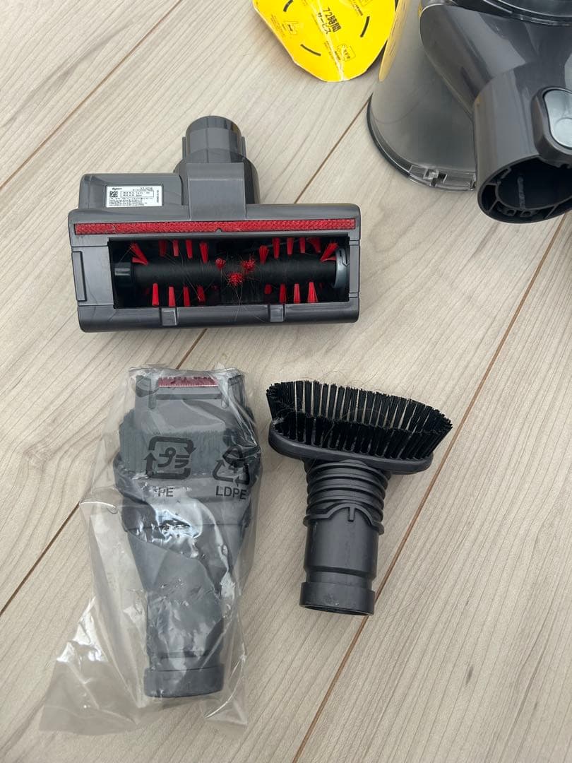 Dyson V6 Car + Boat Extra 本体