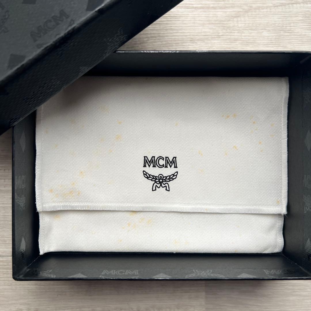 ★値下げ★MCM ウサギ ラビット 二つ折り財布