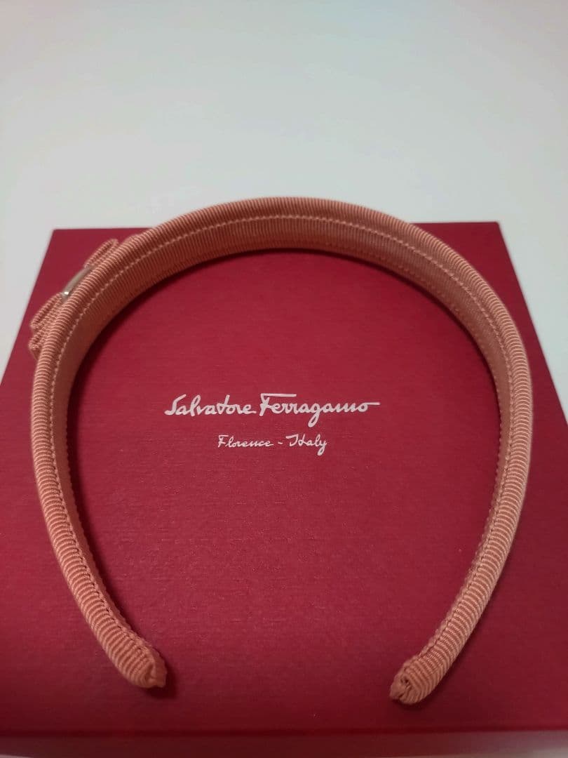 Salvatore Ferragamo ヘアバンド ピンク