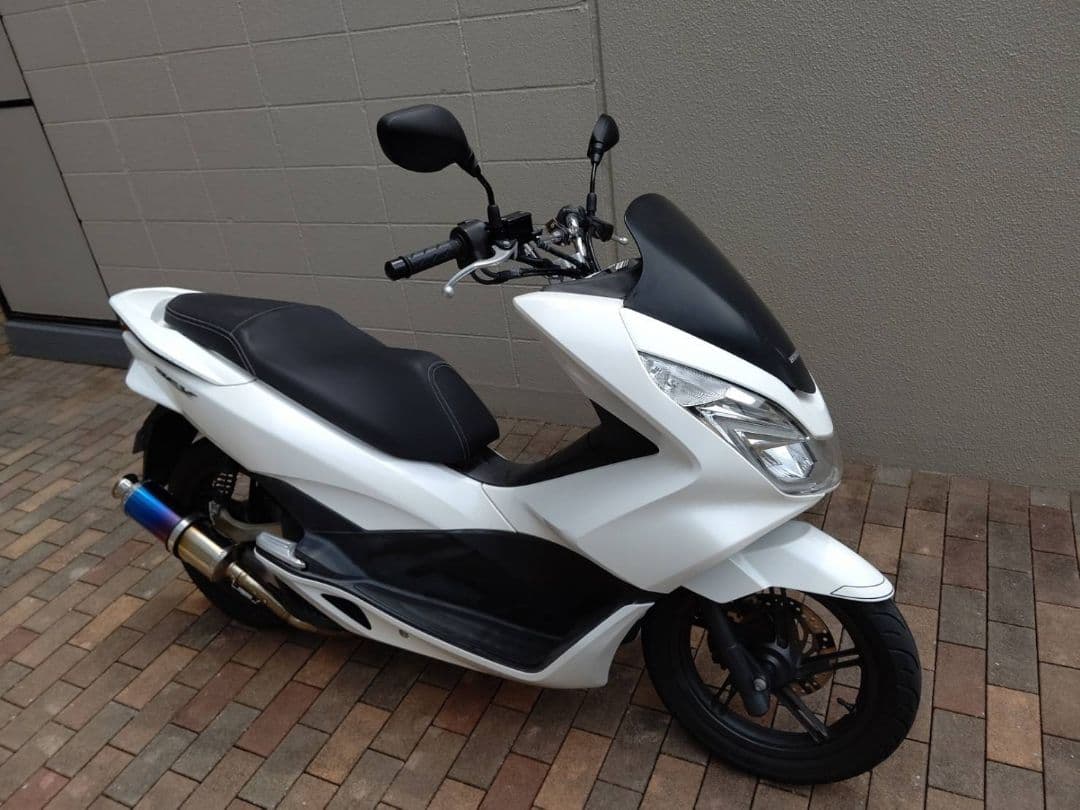 PCX125(EBJ-JF56) マフラー