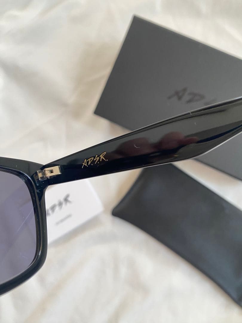 箱付きにA.D.S.R D1black サングラス【美品】