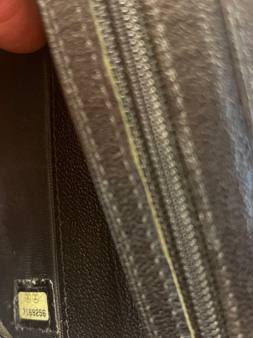CHANEL 黒 レザー パスポートケース　財布
