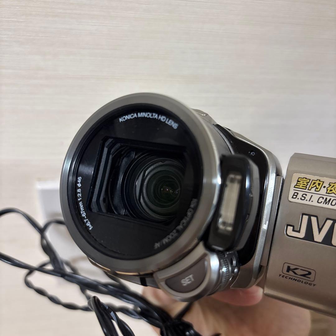 JVC Everio GZ-HM1 HDビデオカメラ　エブリオハイビジョン　ビク