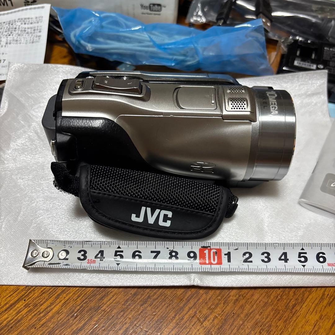 JVC Everio GZ-HM1 HDビデオカメラ　エブリオハイビジョン　ビク