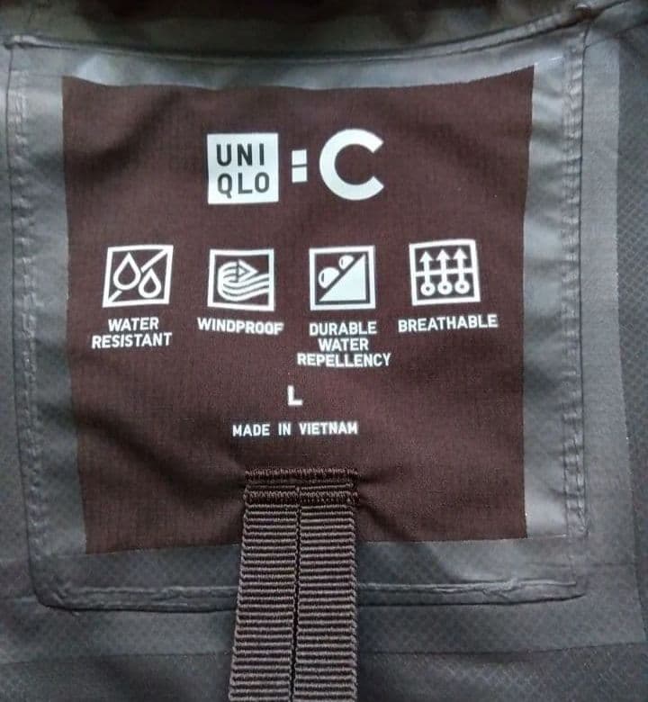 新品未使用　専用　ユニクロC　ブロックテックパーカ　ダークブラウン　L