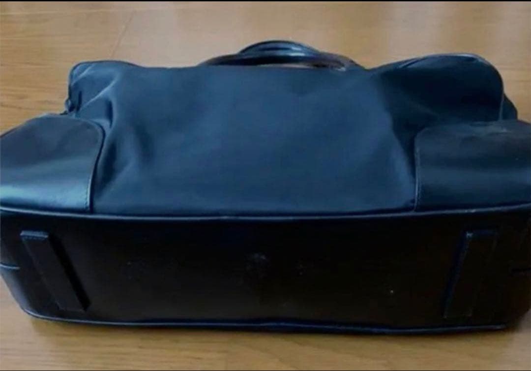 PRADA プラダ ボストン ビジネスバッグ ブラック