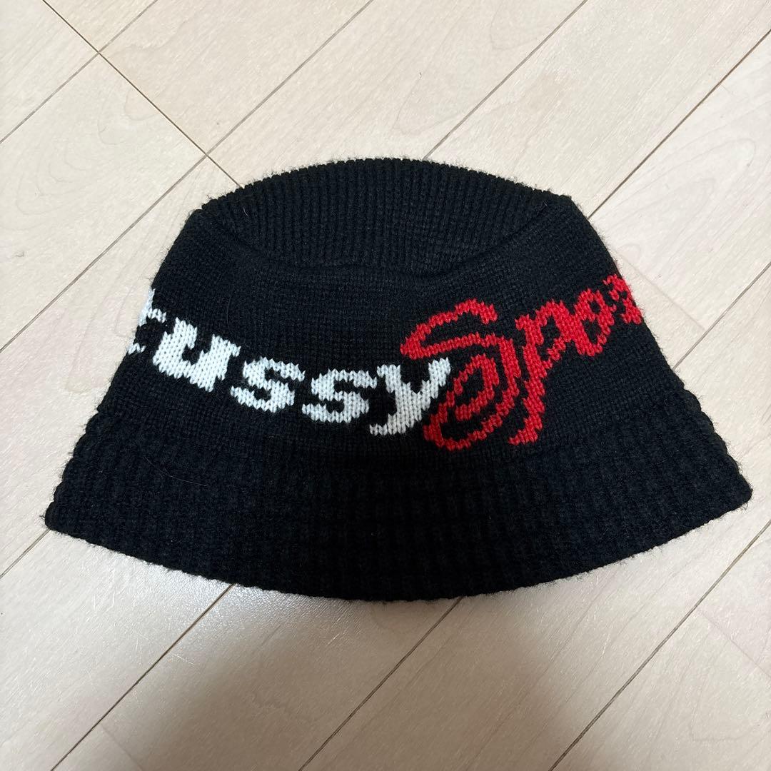 Stussy ブラック ニット帽　バケハ