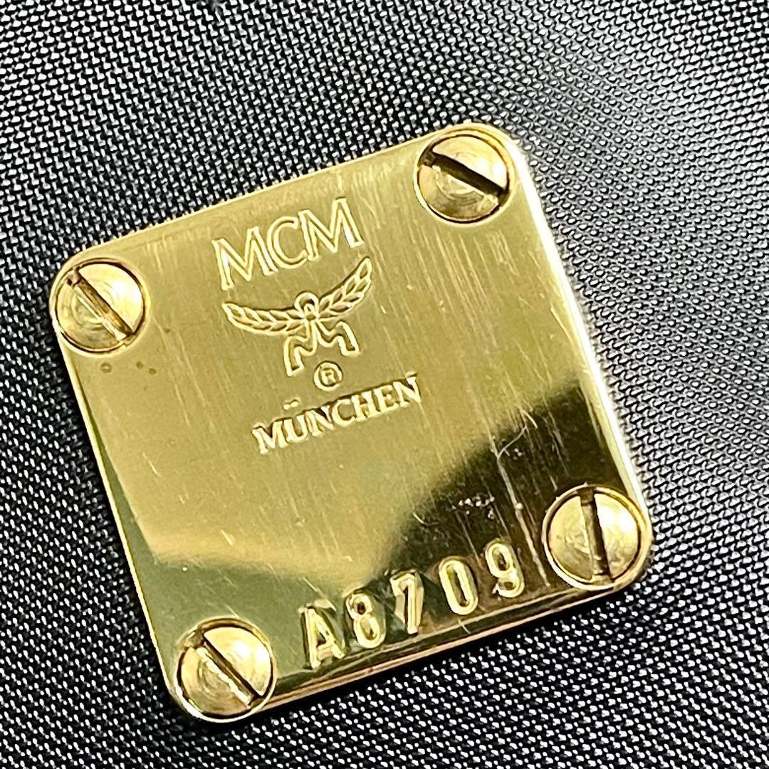 MCM ボストンバッグ ヴィセトス 大容量 ブラック プレート 金具 多機能 黒