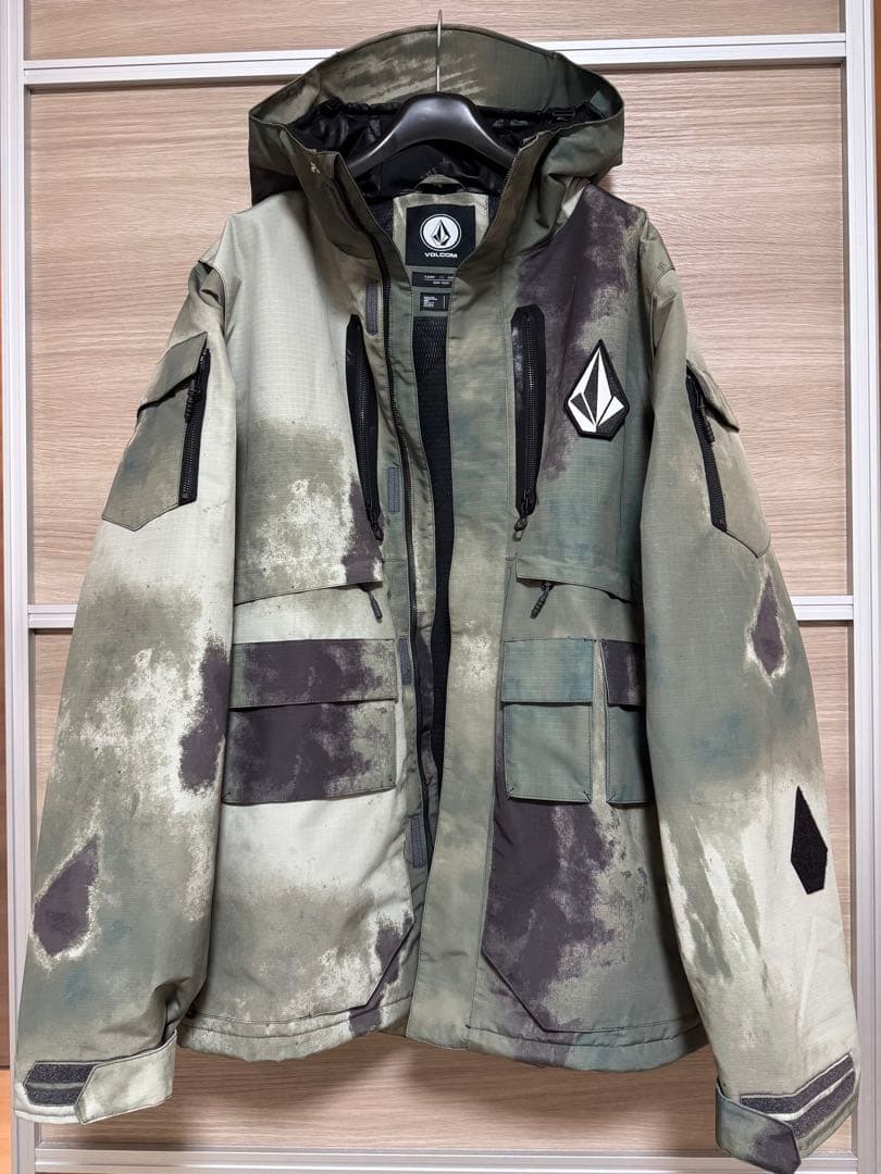 Volcom 迷彩スノーボードジャケット