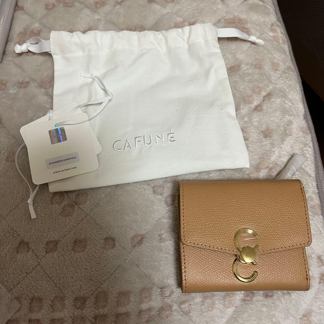 CAFUNÉ DOUBLE-C WALLET キャメル