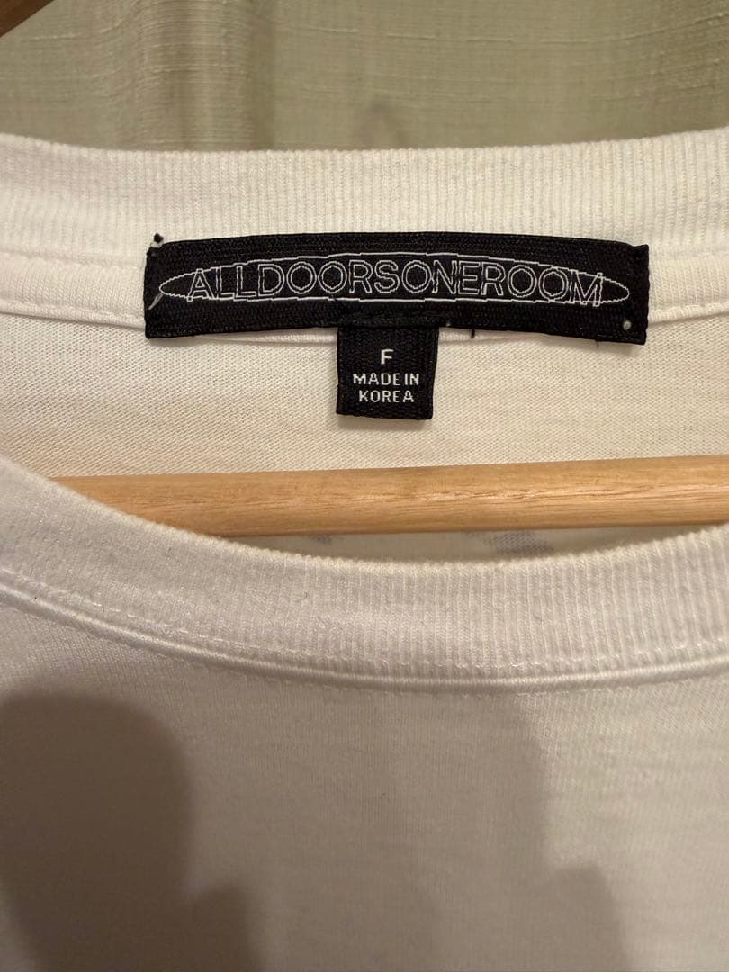 newjeans tokki tシャツ 白