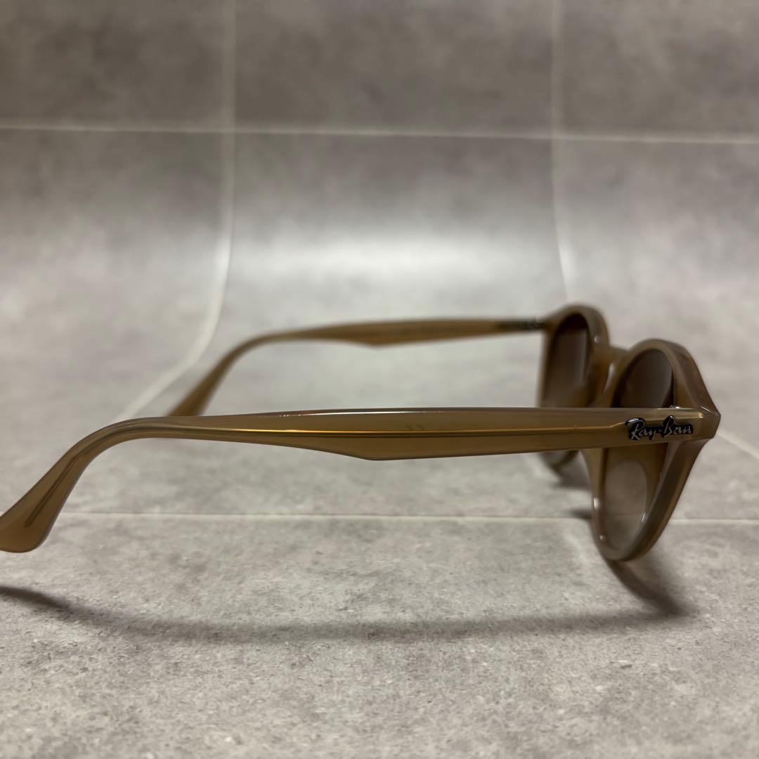 Ray-Ban RB2180-F ラウンドサングラス ブラウン イタリア製