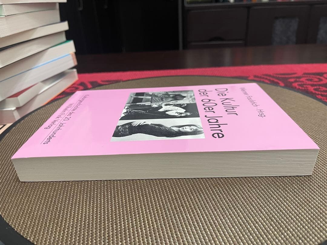 洋書 Die Kultur der 60er Jahre