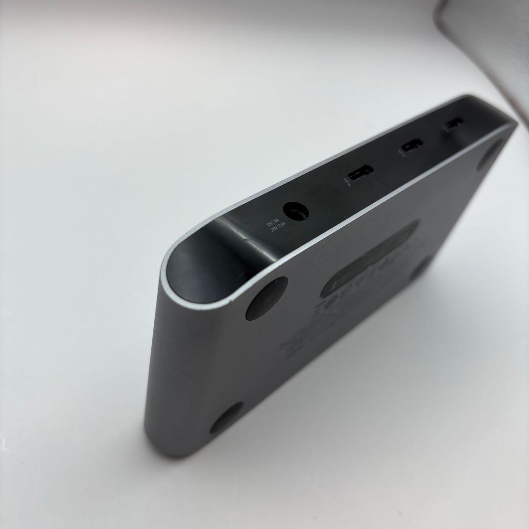 Belkin 5-in-1 Thunderbolt 4ドッキングステーション