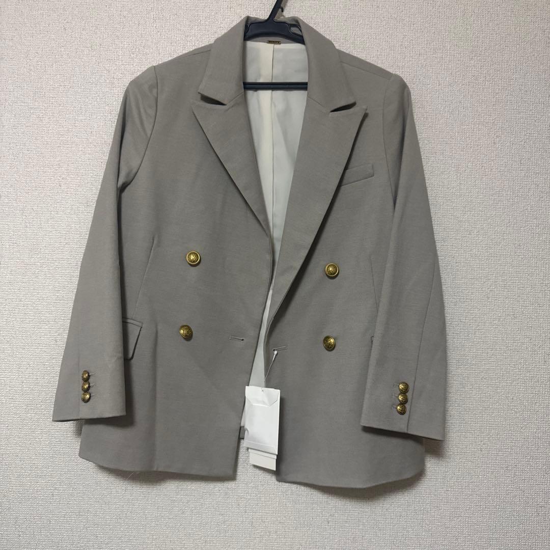【新品未使用】MilaOwen金ボタン ダブルブレザーコンパクトジャケット