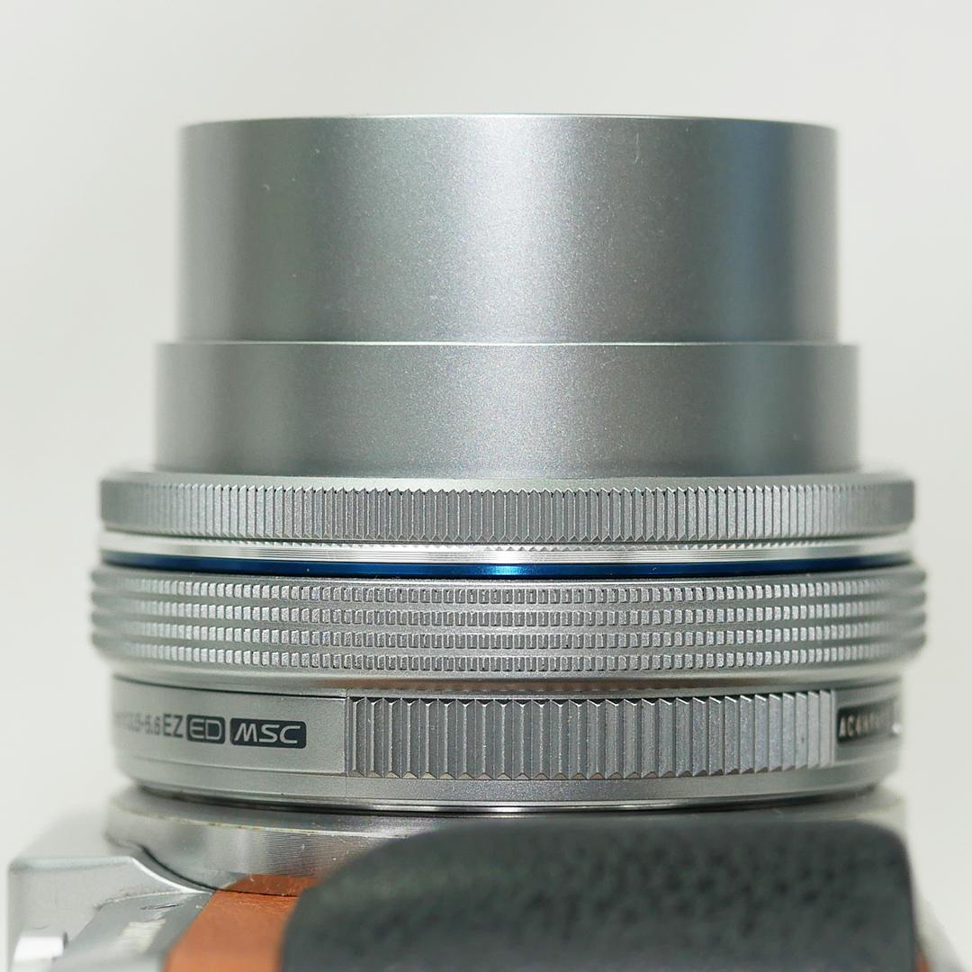 オリンパス 電動パンケーキレンズ M.ZUIKO 14-42mm シルバー