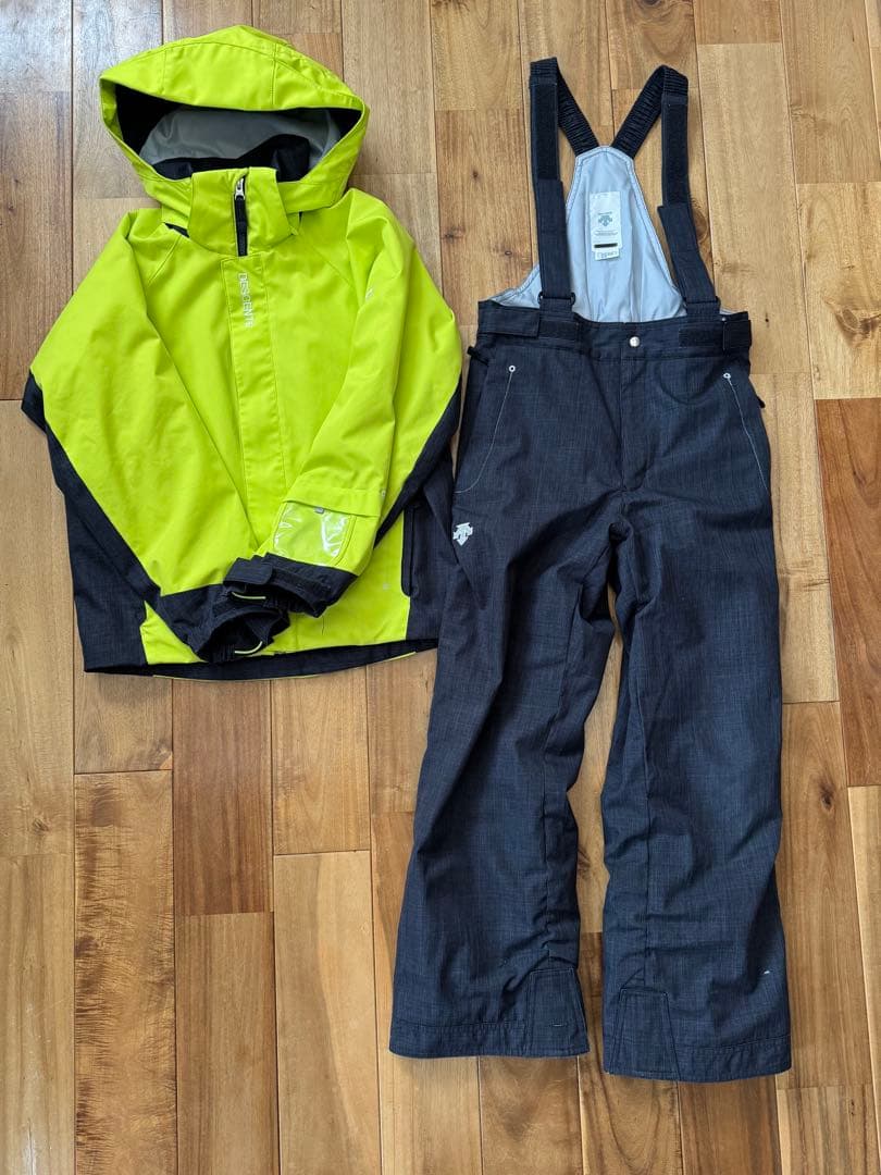 DESCENTE 子ども用スキーウェア セット