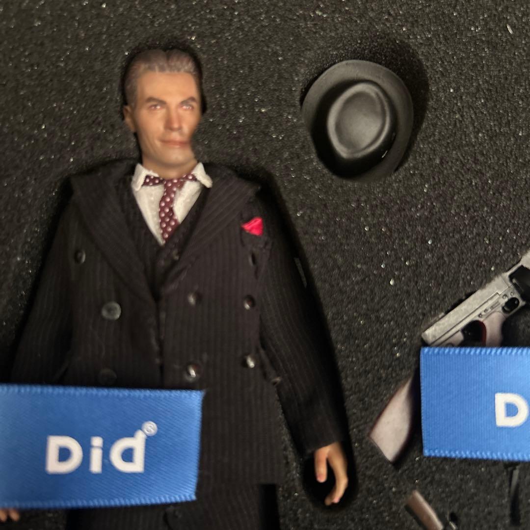 本日まで出品1/12 CHICAGO GANGSTER フィギュア
