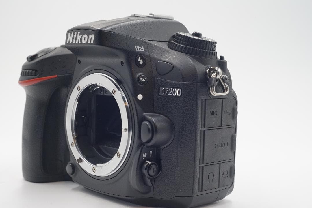 美品　Nikon D7200、NIKKOR AF-P 18-55mm