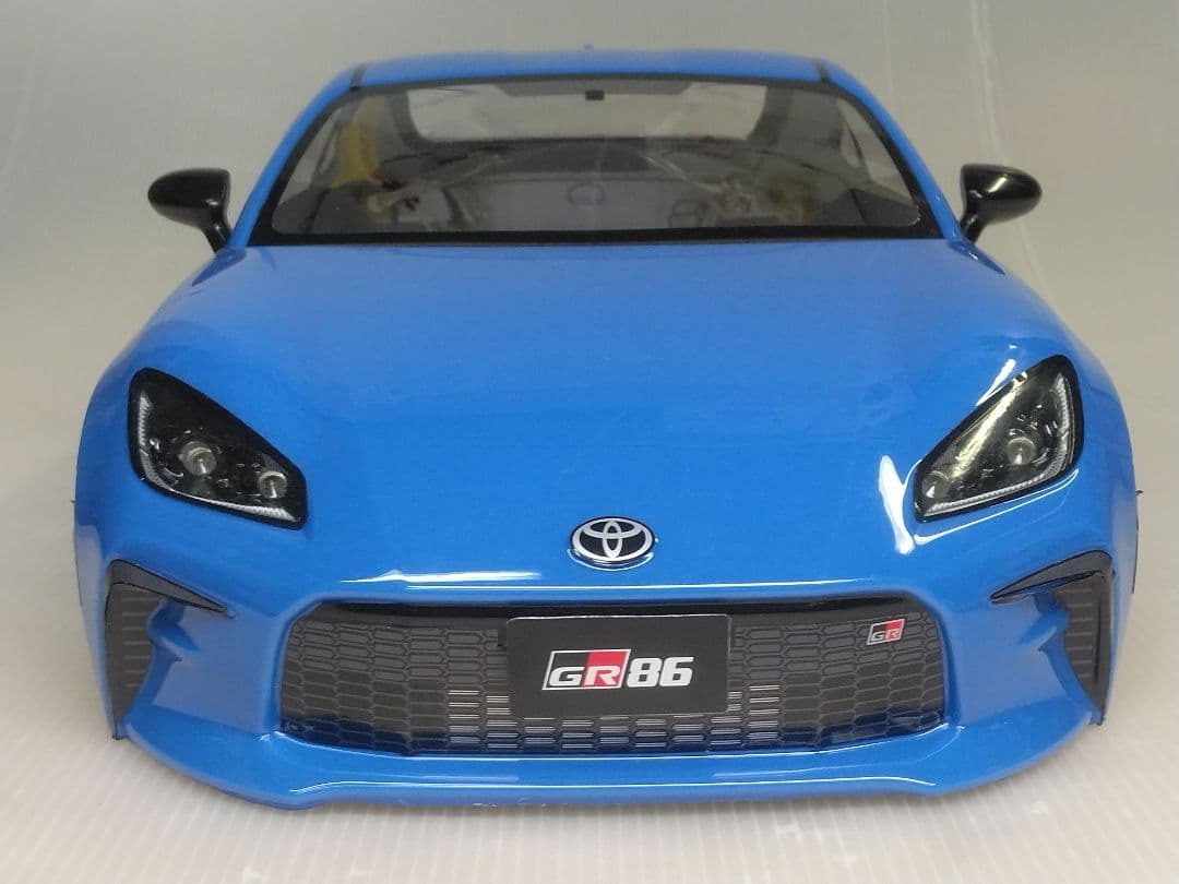 ち**様 トヨタ GR86 青 ボディのみ　タミヤ　未走行LED付き