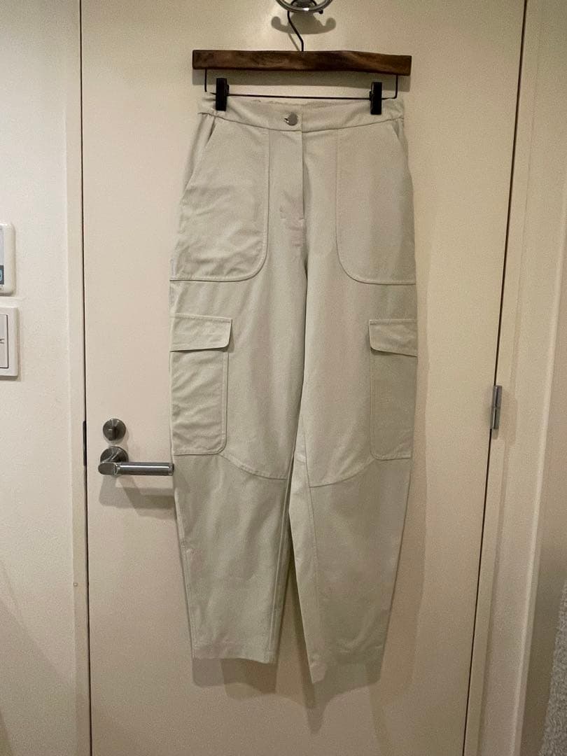 ルルレモン Cargo Pocket Pants サイズ24