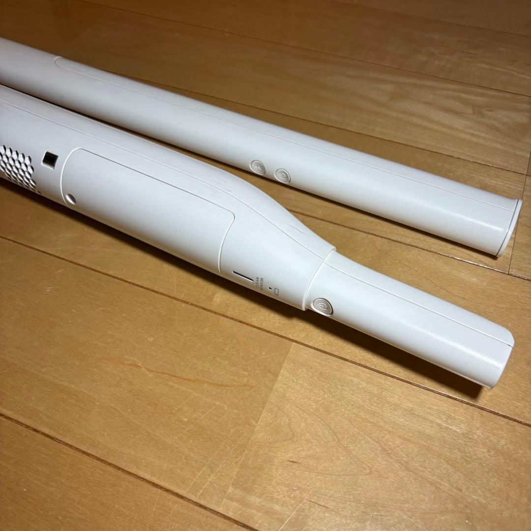 2023年美品panasonic コードレススティック掃除機 MC-NS10K